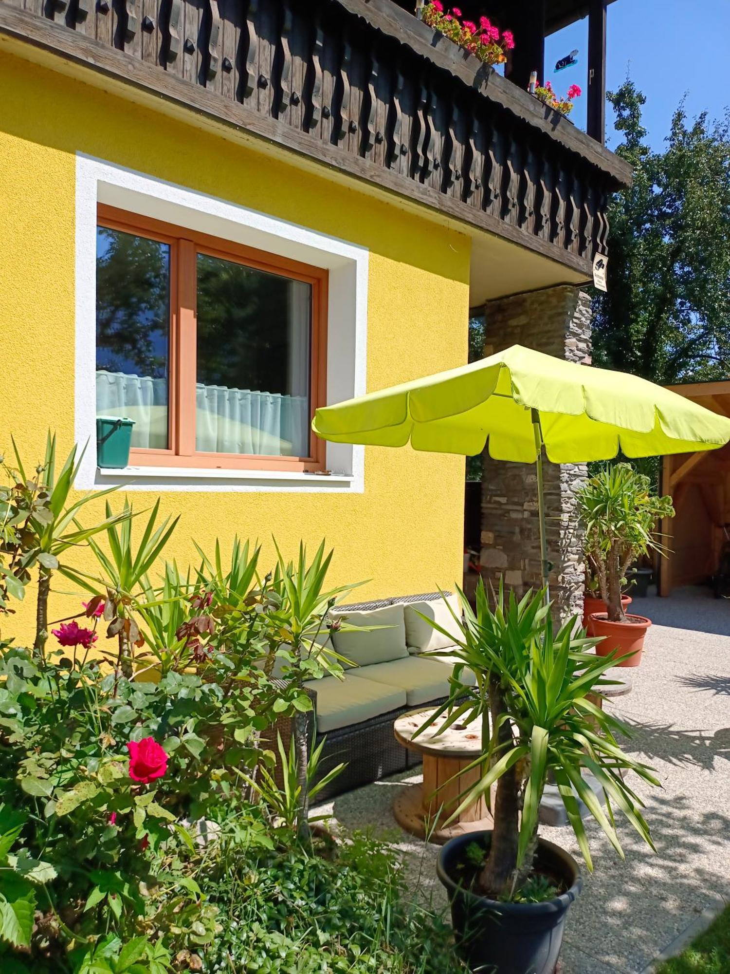 Ferienwohnung Holiday Lienz Exteriör bild