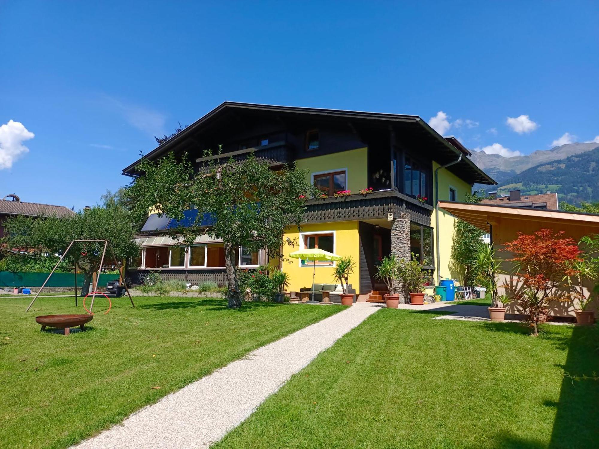 Ferienwohnung Holiday Lienz Exteriör bild